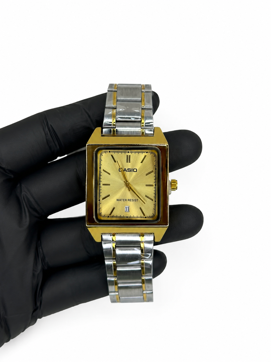 Relógio Casio Bicolor Retangular com Mostrador Dourado