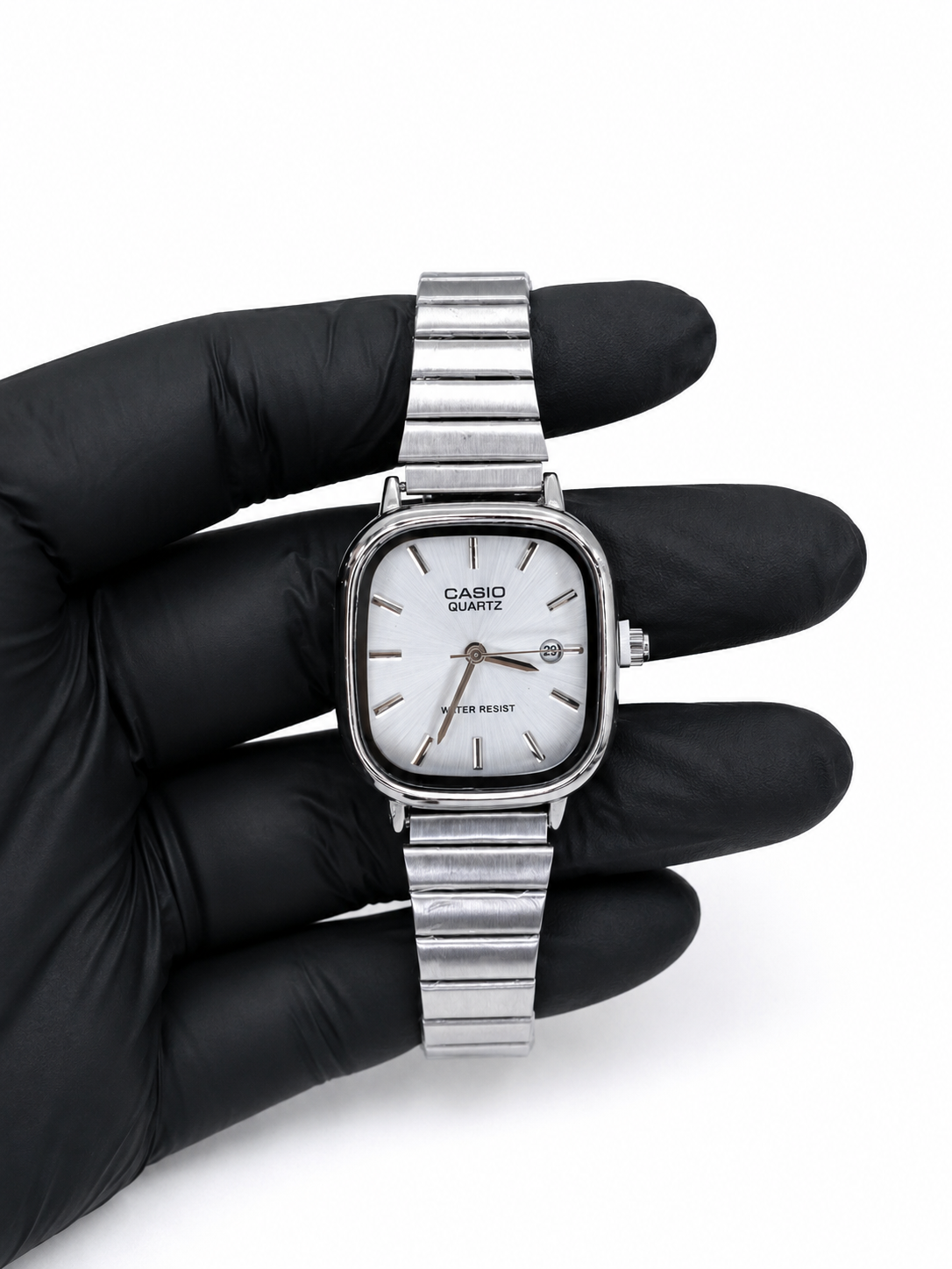 Relógio Casio Prata com Mostrador Branco Quadrado