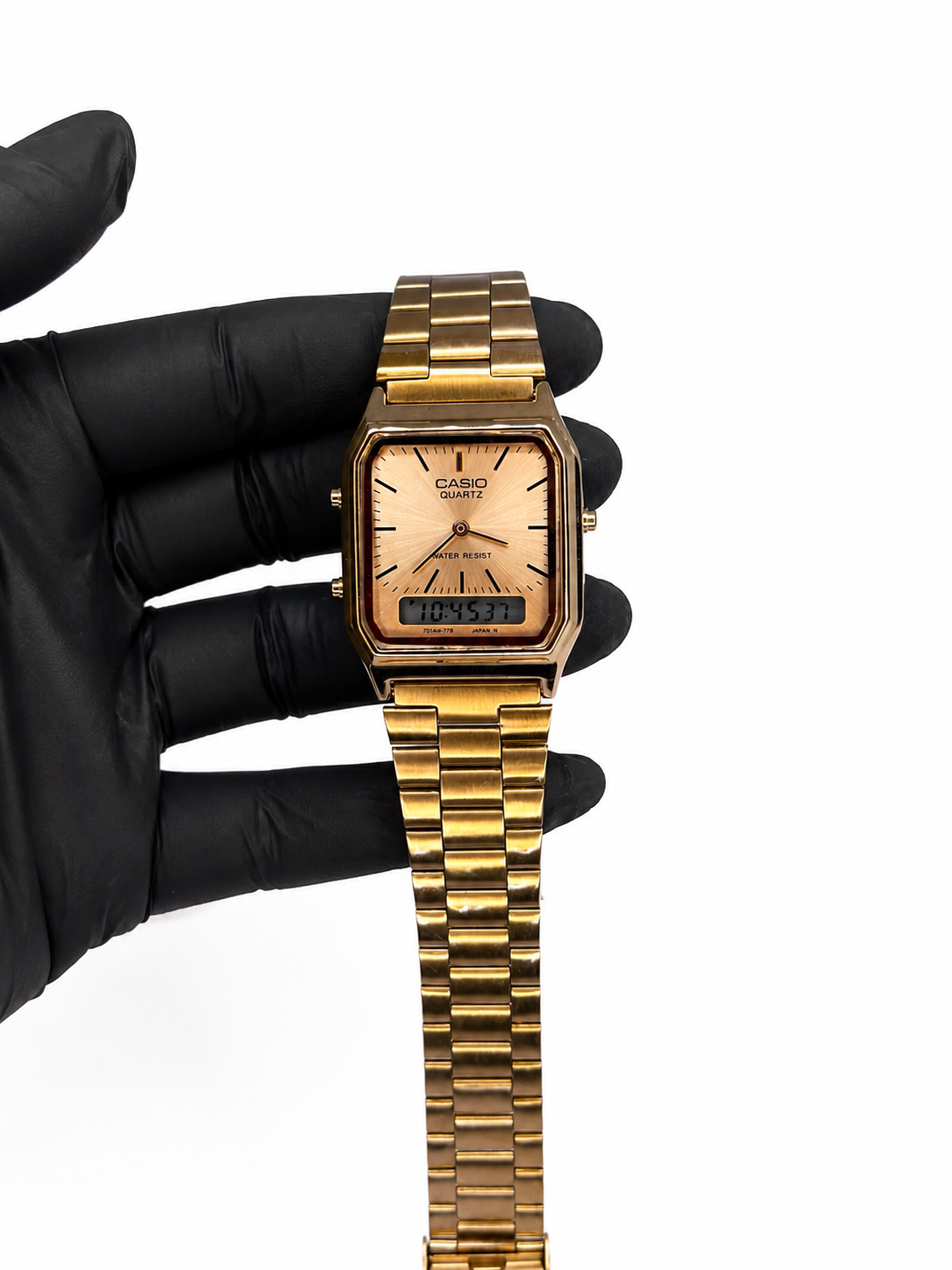 Relógio Casio Vintage Dourado com Mostrador Champagne