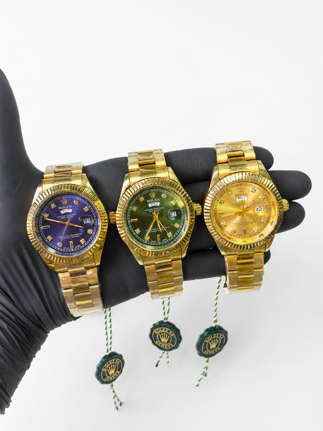 Relógio Feminino Dourado com Mostrador Colorido